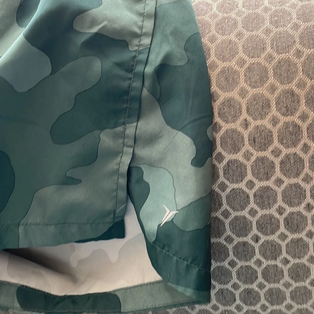 Old Navy Green Camo Kids' Athletic Shorts